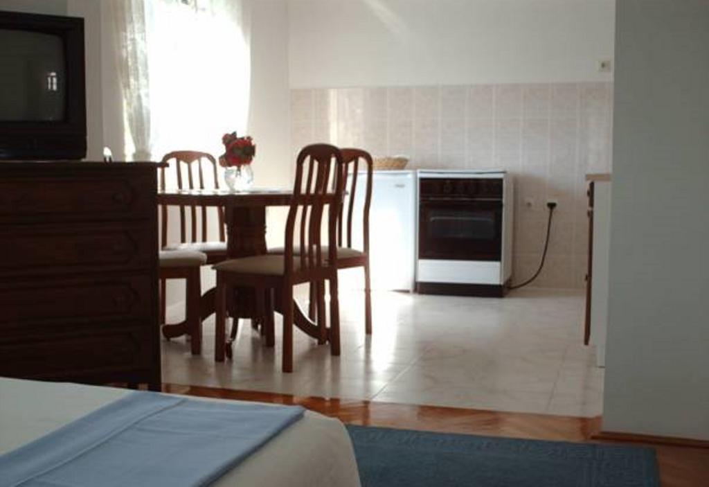 Apartment Ruzica Krstic Herceg Novi Habitación foto